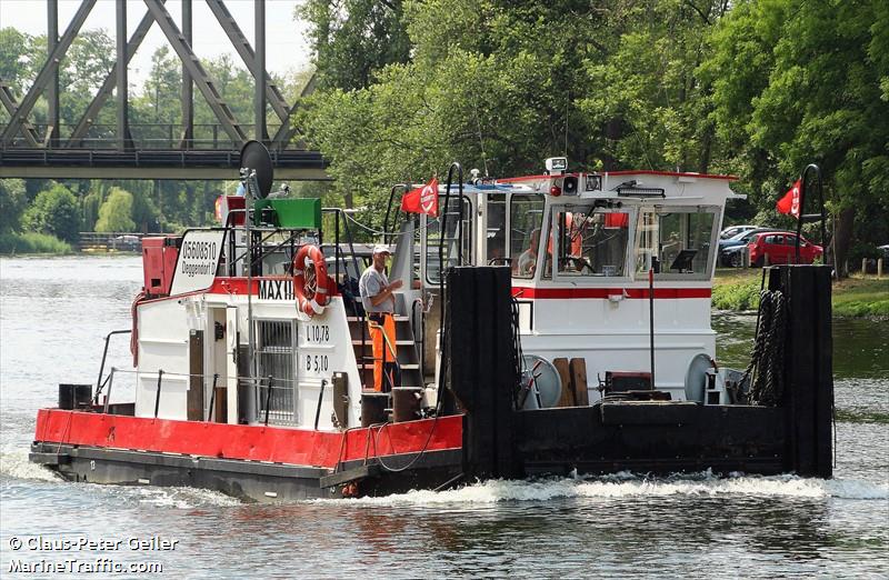 max 3 (Cargo ship) - IMO , MMSI 211484674, Call Sign DC2463 under the flag of Germany