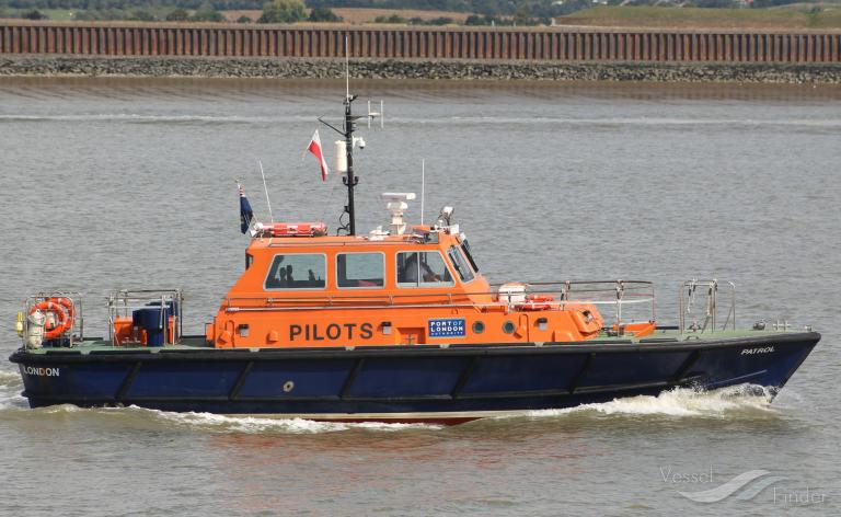 patrol (Port tender) - IMO , MMSI 235022612, Call Sign MBJW2 under the flag of United Kingdom (UK)