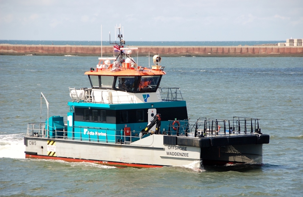 offshore waddenzee (Offshore Tug/Supply Ship) - IMO 9755828, MMSI 235106183, Call Sign 2HSC3 under the flag of United Kingdom (UK)