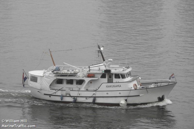hakunama (Dredging or UW ops) - IMO , MMSI 244250440, Call Sign PF8793 under the flag of Netherlands