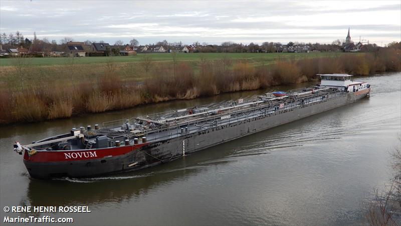 novum (Tanker) - IMO , MMSI 244670589, Call Sign PD2363 under the flag of Netherlands