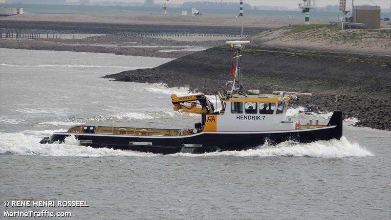 hendrik 7 (Tug) - IMO , MMSI 244690858, Call Sign PB7137 under the flag of Netherlands