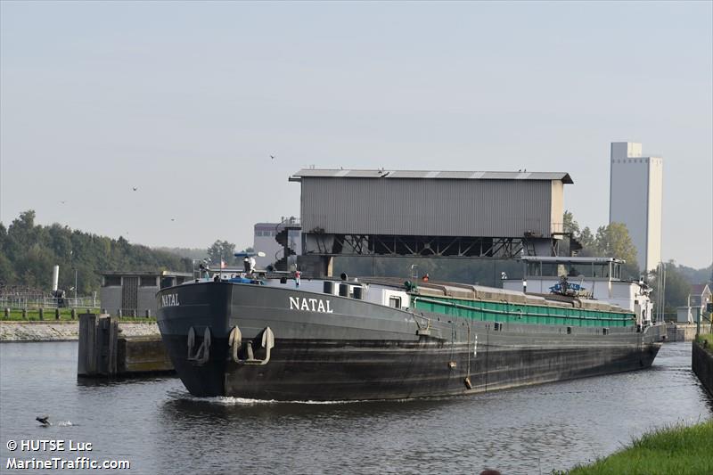 natal (Cargo ship) - IMO , MMSI 244700826, Call Sign PE3001 under the flag of Netherlands