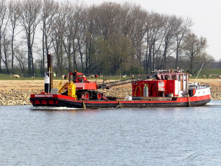 merwestreek (Dredging or UW ops) - IMO , MMSI 244730471, Call Sign PB9561 under the flag of Netherlands