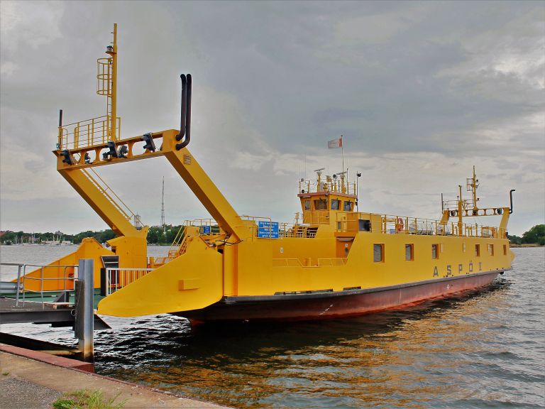 aspo 2 (Passenger Ship) - IMO 8317887, MMSI 265604580, Call Sign SLEY under the flag of Sweden