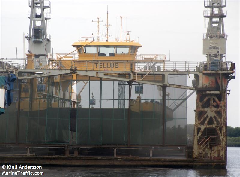 tellus (Passenger ship) - IMO , MMSI 265798050, Call Sign SBAW under the flag of Sweden