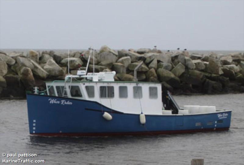 wave raker (Fishing vessel) - IMO , MMSI 316033566 under the flag of Canada