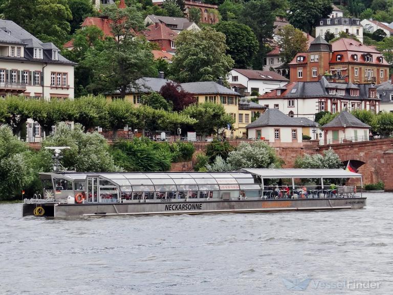 neckarsonne (Passenger ship) - IMO , MMSI 211521700, Call Sign DK3757 under the flag of Germany