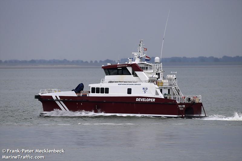 developer (Offshore Tug/Supply Ship) - IMO 9717541, MMSI 219513000, Call Sign OWPI2 under the flag of Denmark