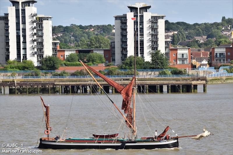 lady of the lea (Sailing vessel) - IMO , MMSI 235100273, Call Sign 2GSX9 under the flag of United Kingdom (UK)