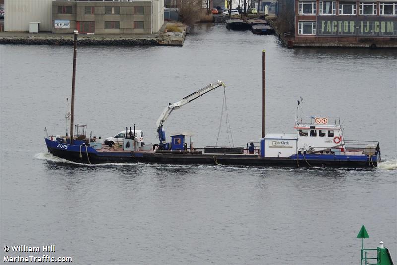 zijpe (Dredging or UW ops) - IMO , MMSI 244750887, Call Sign PF7368 under the flag of Netherlands