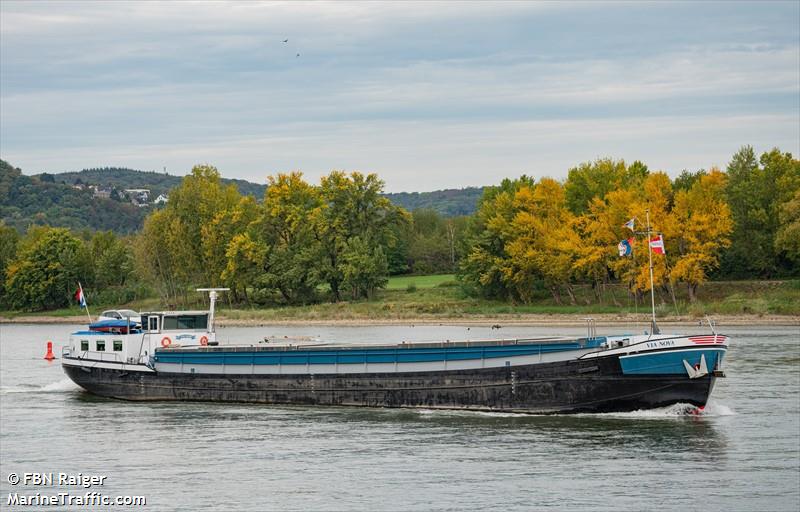 via nova (Cargo ship) - IMO , MMSI 244780245, Call Sign PD2349 under the flag of Netherlands