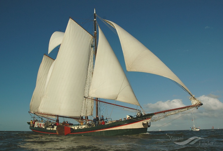 bontekoe (Passenger ship) - IMO , MMSI 244780392, Call Sign PI2948 under the flag of Netherlands