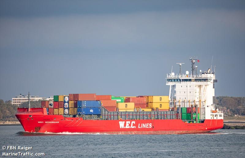 wec mondriaan (Container Ship) - IMO 9354363, MMSI 255805775, Call Sign CQCY under the flag of Madeira