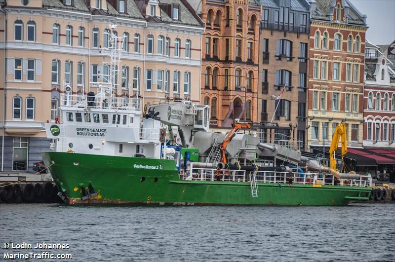 sealicehunter (Fishing Support Vessel) - IMO 8321125, MMSI 258193000, Call Sign LDUN under the flag of Norway
