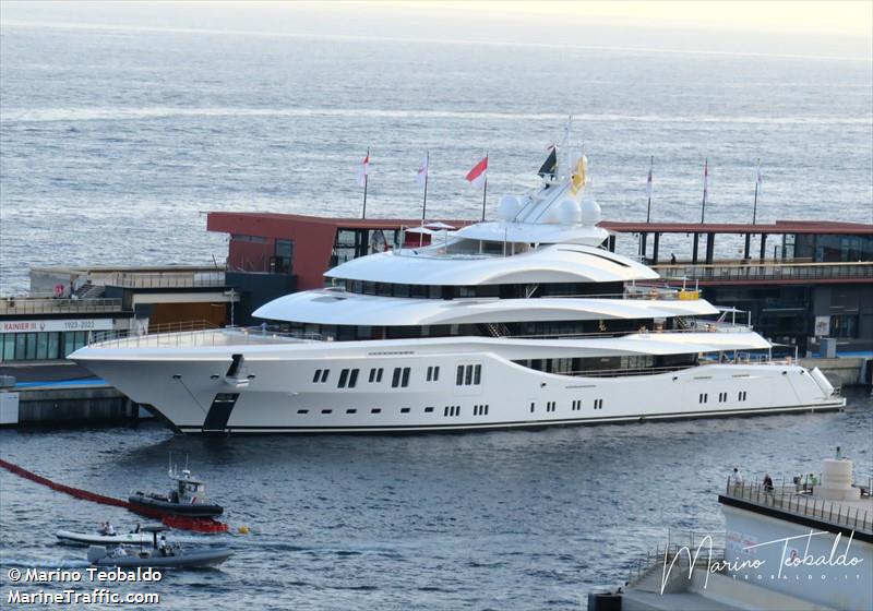 lady lara (Yacht) - IMO 1012311, MMSI 319082300, Call Sign ZGEZ3 under the flag of Cayman Islands