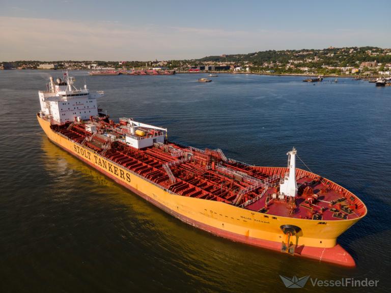 stolt island (Chemical/Oil Products Tanker) - IMO 9414058, MMSI 319963000, Call Sign ZCXG7 under the flag of Cayman Islands