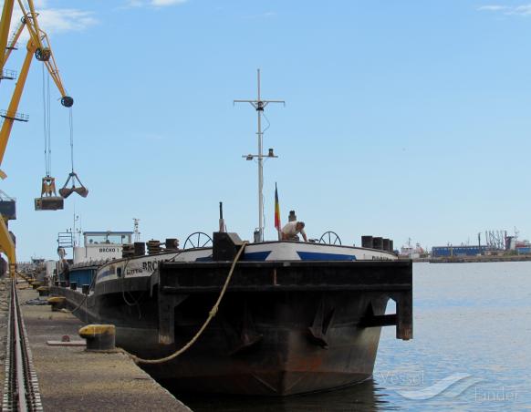 brcko 13barge (Cargo ship) - IMO , MMSI 478106000, Call Sign 7SMS001 under the flag of Bosnia & Herzegovina