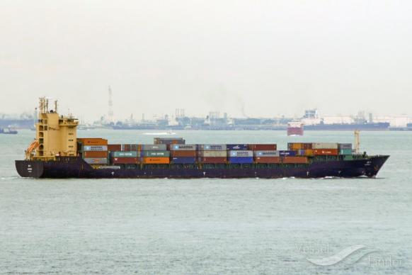 ig 1 (Container Ship) - IMO 9182631, MMSI 563750000, Call Sign 9V2422 under the flag of Singapore