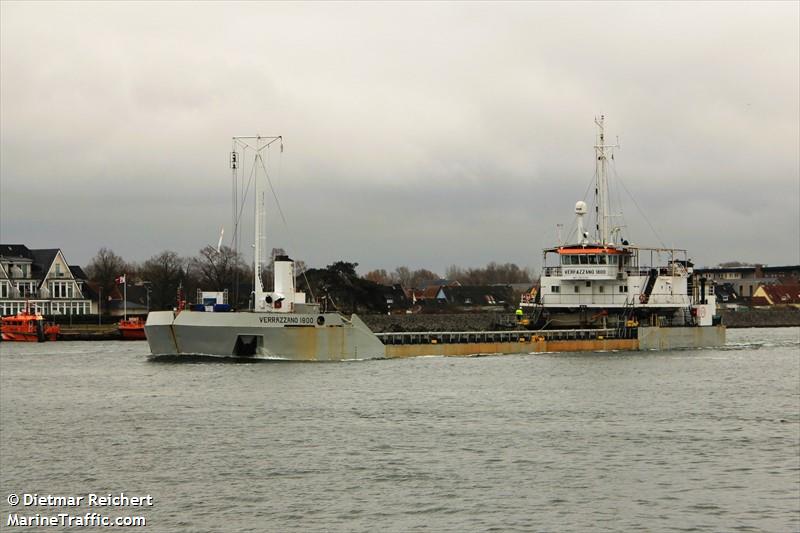 verrazzano 1800 (Motor Hopper) - IMO 7931014, MMSI 645160000, Call Sign 3BLI under the flag of Mauritius