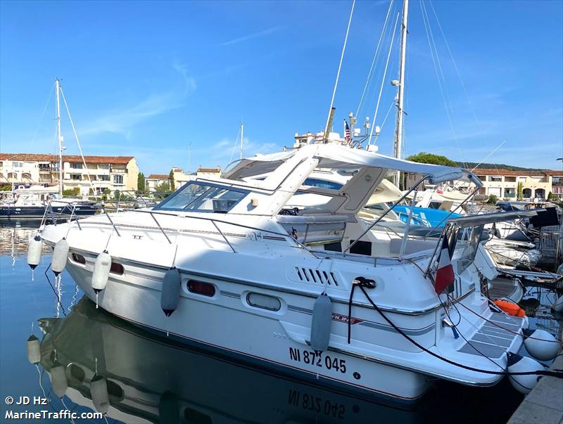 my sirena (Pleasure craft) - IMO , MMSI 227907050, Call Sign FW9807 under the flag of France