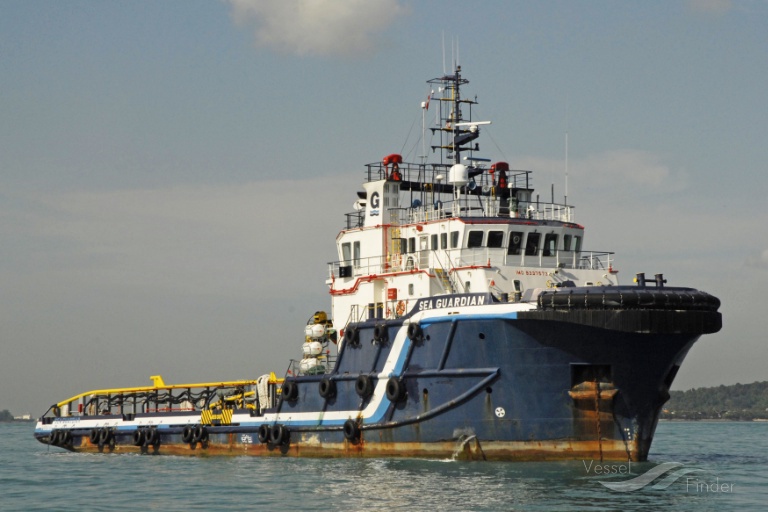 see champion (Offshore Tug/Supply Ship) - IMO 9337573, MMSI 667001651, Call Sign 9LU2454 under the flag of Sierra Leone