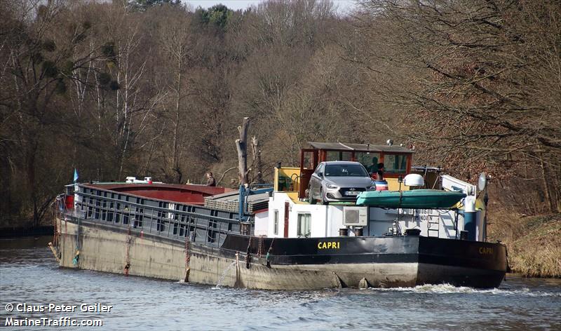 capri (Cargo ship) - IMO , MMSI 211472030, Call Sign DC9769 under the flag of Germany