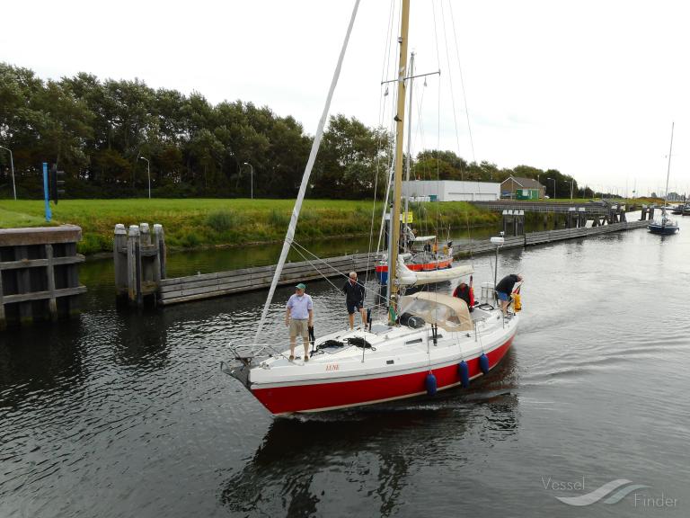 lune (Sailing vessel) - IMO , MMSI 211520480, Call Sign DJ 2343 under the flag of Germany