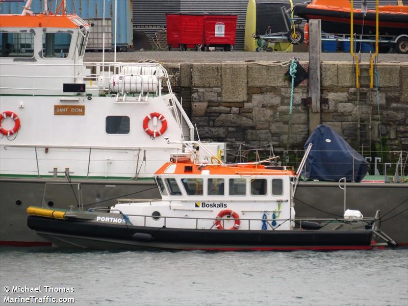 porthos (Dredging or UW ops) - IMO , MMSI 232003512, Call Sign MYVS5 under the flag of United Kingdom (UK)