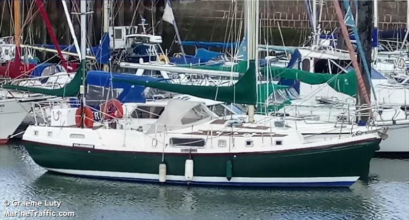 salamander (Pleasure craft) - IMO , MMSI 235021335 under the flag of United Kingdom (UK)