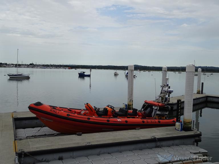 rnli lifeboat b-815 (SAR) - IMO , MMSI 235092933 under the flag of United Kingdom (UK)