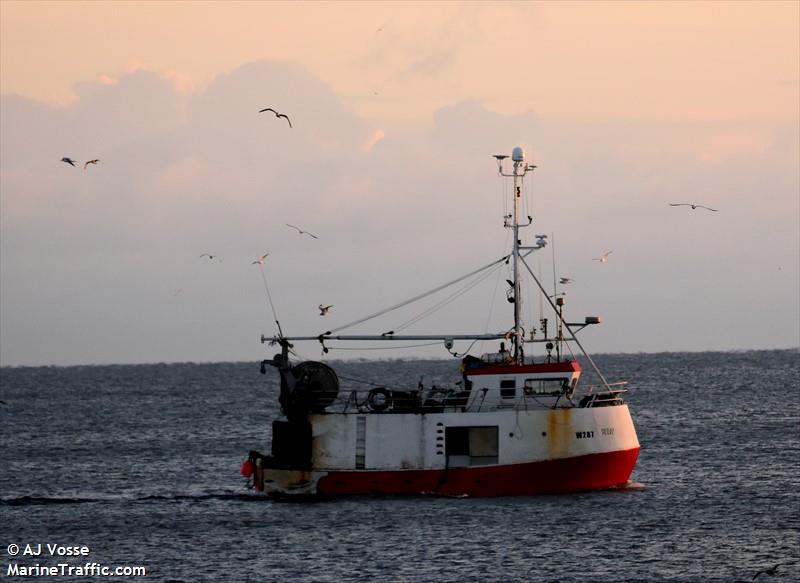 ocean pearl (Fishing vessel) - IMO , MMSI 250106600, Call Sign EI7337 under the flag of Ireland