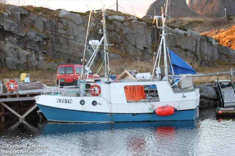 hilde helene (Fishing vessel) - IMO , MMSI 257113640, Call Sign LM6344 under the flag of Norway