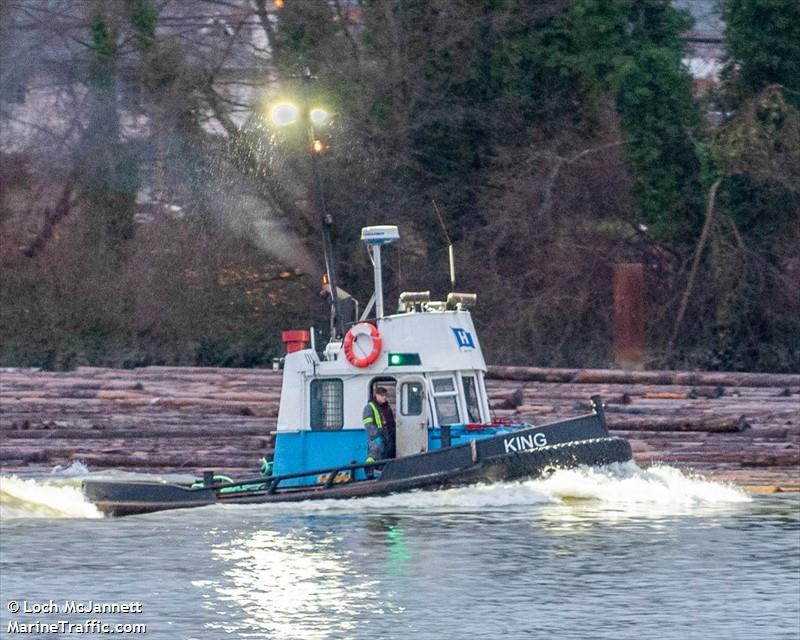 hodder king (Towing vessel) - IMO , MMSI 316039006 under the flag of Canada