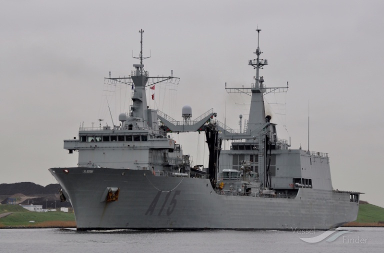 warship (Vessel (function unknown)) - IMO 9517604, MMSI 225383000 under the flag of Spain