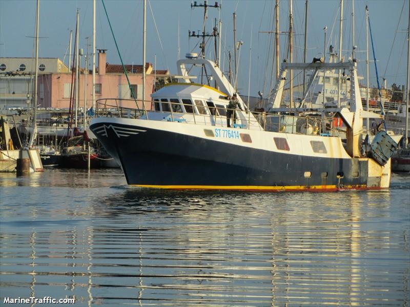 fv mogalowen (Fishing vessel) - IMO , MMSI 227318650, Call Sign FKPC under the flag of France