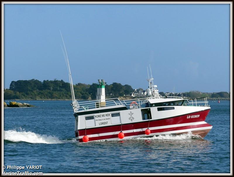 komz me rer (Fishing vessel) - IMO , MMSI 227462150, Call Sign FAE2971 under the flag of France