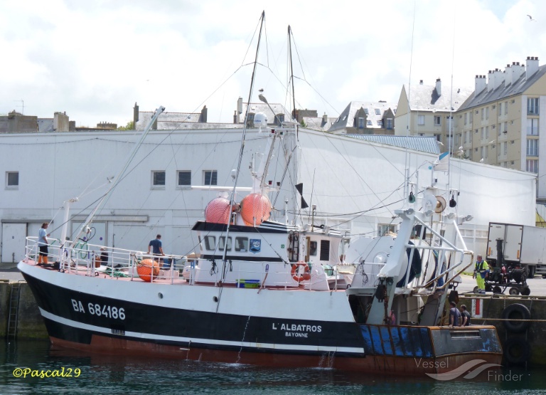 fv lalbatros (Fishing Vessel) - IMO 8732506, MMSI 228124000, Call Sign FHCR under the flag of France