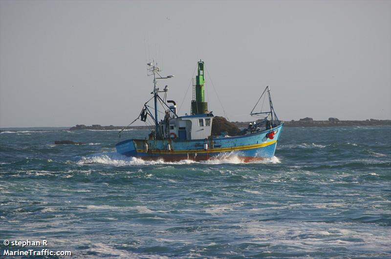 fv vag a lamm (Fishing vessel) - IMO , MMSI 228208700, Call Sign FJ5011 under the flag of France