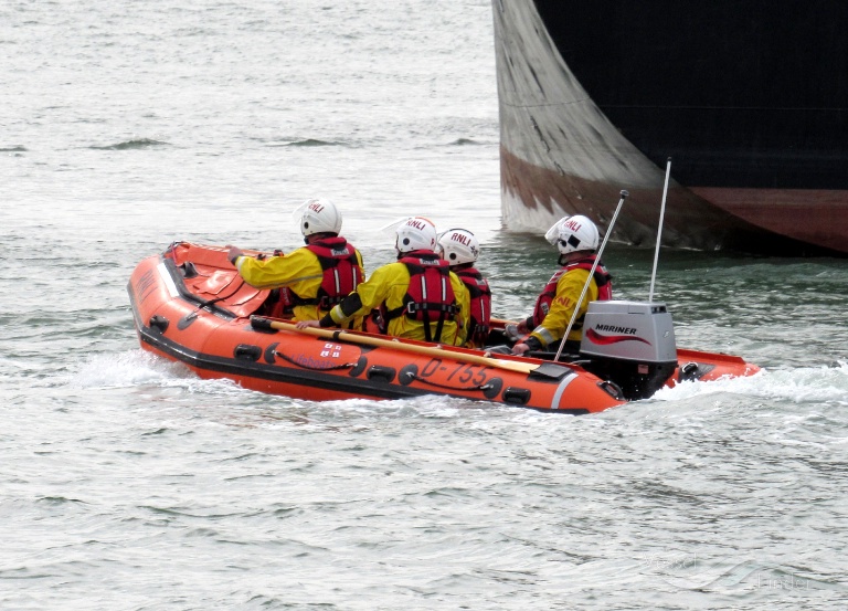 rnli lifeboat d-755 (SAR) - IMO , MMSI 235096975 under the flag of United Kingdom (UK)