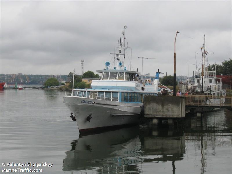 om-101 (Passenger ship) - IMO , MMSI 272661000 under the flag of Ukraine