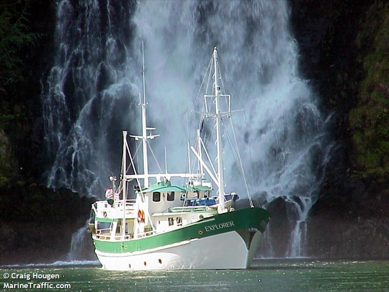 explorer iv (Pleasure craft) - IMO , MMSI 316037887 under the flag of Canada