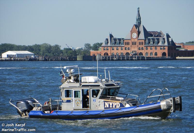nypd 313 (Law enforcment) - IMO , MMSI 367639090, Call Sign WDH6544 under the flag of United States (USA)