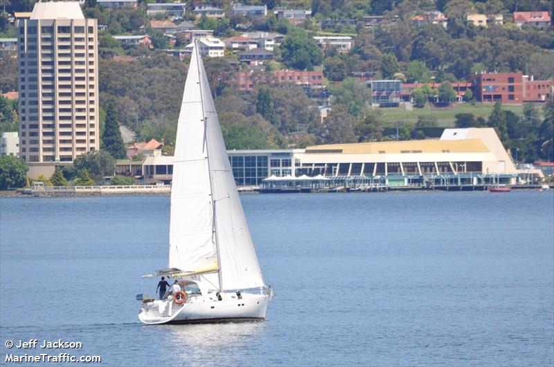 jumping jack frog (Sailing vessel) - IMO , MMSI 503703700, Call Sign VJT5429 under the flag of Australia