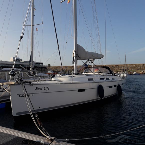 new life (Sailing vessel) - IMO , MMSI 211560270, Call Sign DB 5226 under the flag of Germany