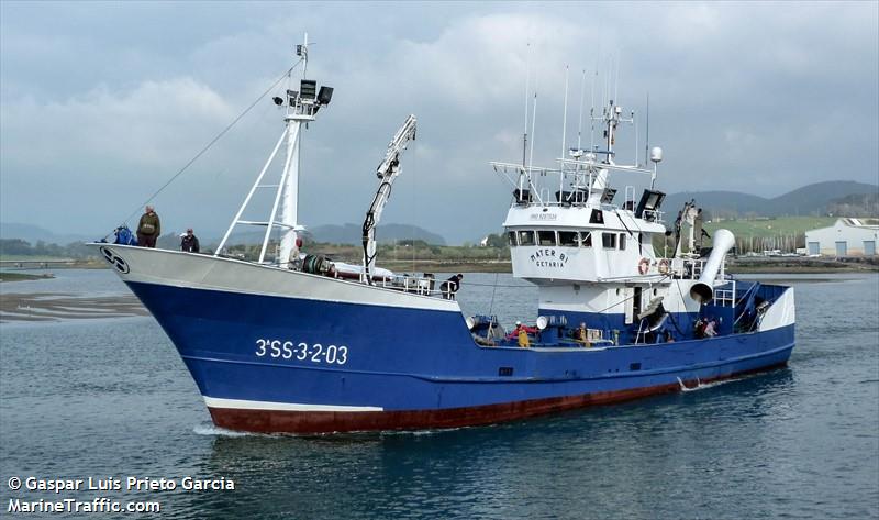 mater bi (Fishing Vessel) - IMO 9287534, MMSI 224085260, Call Sign ECCH under the flag of Spain