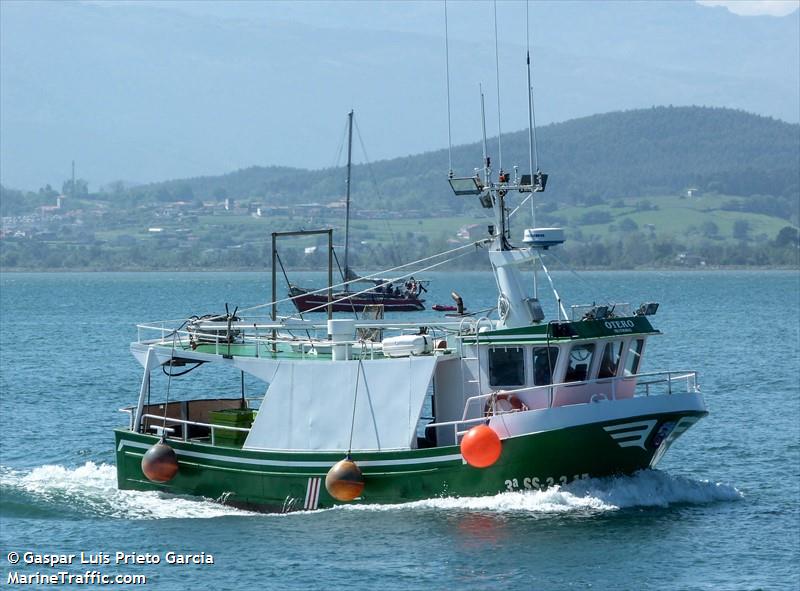 otero (Fishing vessel) - IMO , MMSI 225985032 under the flag of Spain