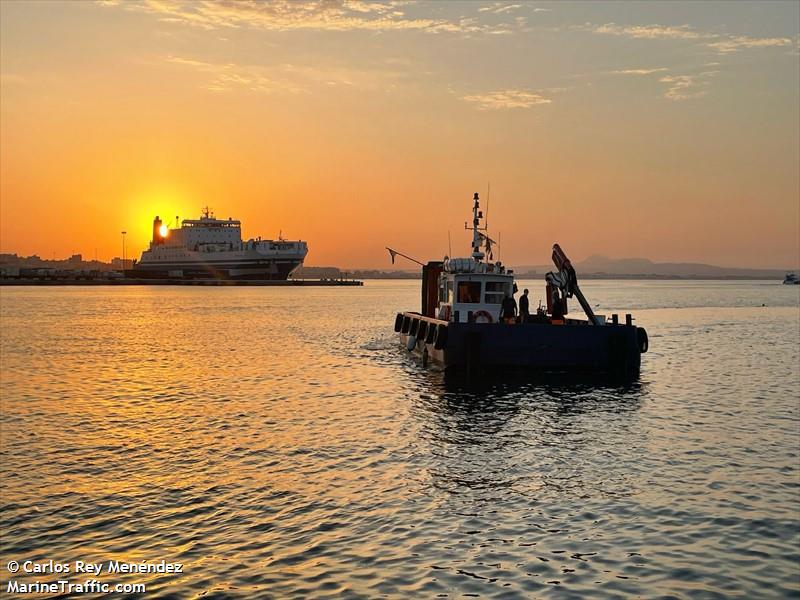 daedalus christos (Diving ops) - IMO , MMSI 225992735 under the flag of Spain