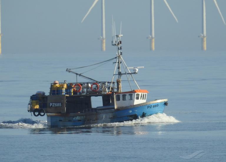 sweet waters pz685 (Fishing vessel) - IMO , MMSI 232020521 under the flag of United Kingdom (UK)