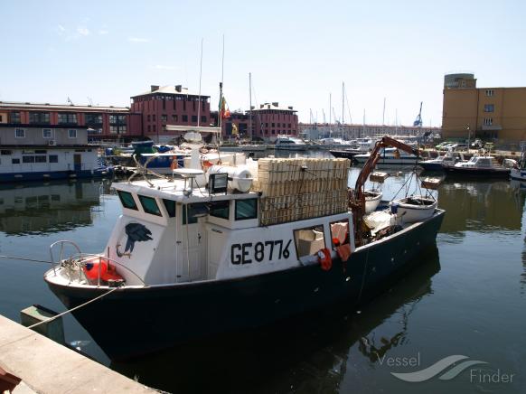 aquila pescatrice (Fishing vessel) - IMO , MMSI 247049490, Call Sign IRIN under the flag of Italy